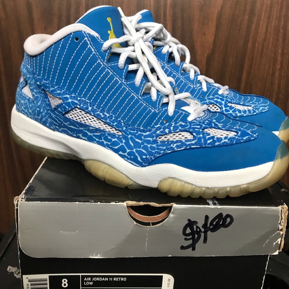 Jordan 11 Low